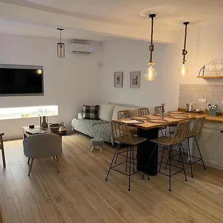 Ulls Del Priorat Holiday home *